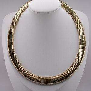 Elegant Gold Choker Necklace